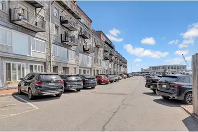 33 Commercial Wharf #32, Boston, MA 02110 - Photo 24