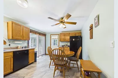 8 Cotuit Rd, Taunton, MA 02718 - Photo 10