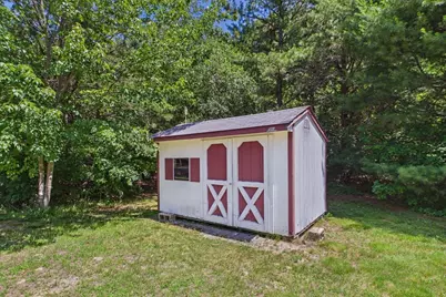8 Cotuit Rd, Taunton, MA 02718 - Photo 22