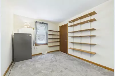 8 Cotuit Rd, Taunton, MA 02718 - Photo 16