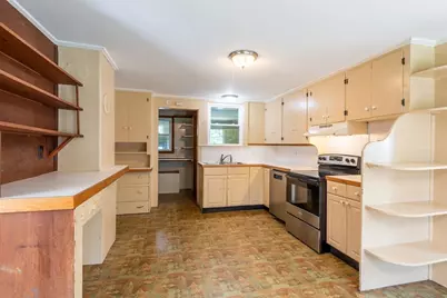 177 Montague Rd, Amherst, MA 01002 - Photo 10