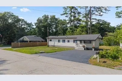 9 Humes Street, Webster, MA 01570 - Photo 4