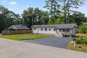 9 Humes St, Webster, MA 01570 - Photo 4