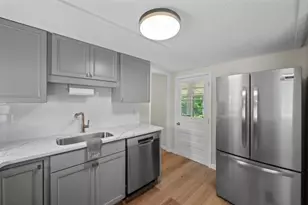 9 Humes St, Webster, MA 01570 - Photo 12