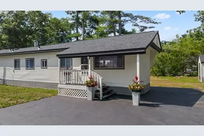 9 Humes Street, Webster, MA 01570 - Photo 2