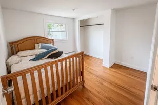 32 Oliver St, Lowell, MA 01854 - Photo 12