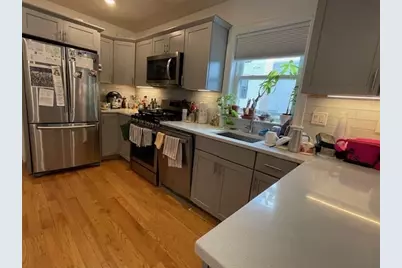 6 Beech St #3, Cambridge, MA 02140 - Photo 2