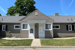 180 Applewood Dr, Chicopee, MA 01022 - Photo 1