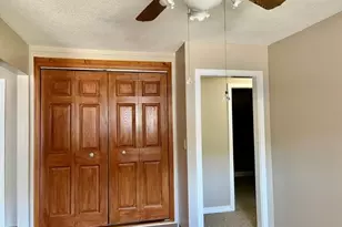 180 Applewood Dr, Chicopee, MA 01022 - Photo 12