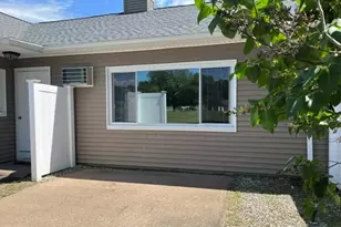 180 Applewood Dr, Chicopee, MA 01022 - Photo 34