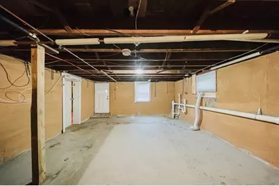 75 Hammond St, Bridgewater, MA 02324 - Photo 36