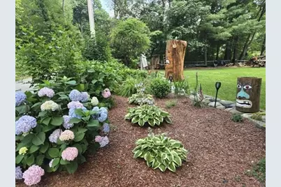 878 Flat Hill Rd, Lunenburg, MA 01462 - Photo 4