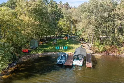 878 Flat Hill Rd, Lunenburg, MA 01462 - Photo 2