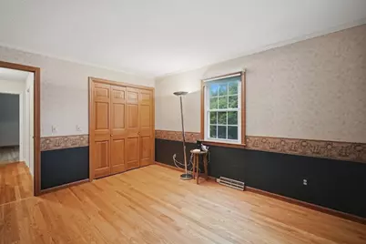 20 Shirley St, Wilbraham, MA 01095 - Photo 16