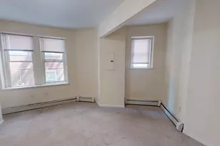1405 Beacon St, Brookline, MA 02446 - Photo 8