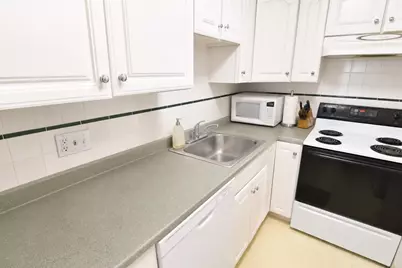 24 Highland Ave #11, Cambridge, MA 02139 - Photo 10