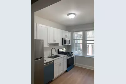 35 Mount Hood #7, Boston, MA 02435 - Photo 12