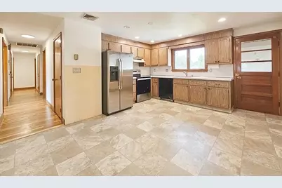 50 Lee Street #2, Stoneham, MA 02180 - Photo 4