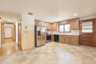 50 Lee St, Stoneham, MA 02180 - Photo 4