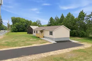 74 West St, Hatfield, MA 01088 - Photo 4
