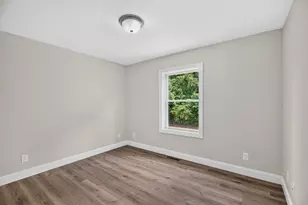 74 West St, Hatfield, MA 01088 - Photo 12