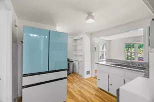 567 Poplar St, Boston, MA 02131 - Photo 14