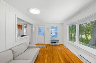 567 Poplar St, Boston, MA 02131 - Photo 20