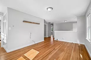 42 E Main St, Gloucester, MA 01930 - Photo 8