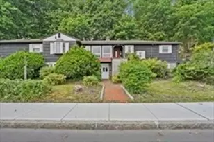 577 Grove, Worcester, MA 01605 - Photo 2