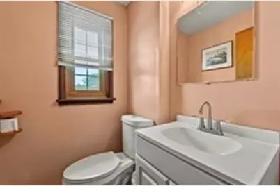 577 Grove, Worcester, MA 01605 - Photo 8