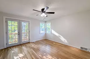 17 Vineyard St, Worcester, MA 01603 - Photo 6