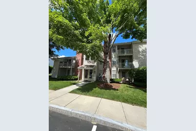 14 Walden Dr #4, Natick, MA 01760 - Photo 2