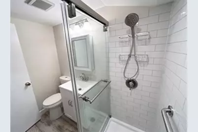 11 Edgewood St #3, Worcester, MA 01602 - Photo 4