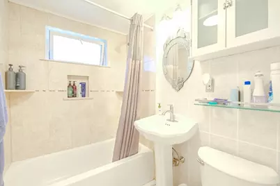 33 Brookings St, Medford, MA 02155 - Photo 20