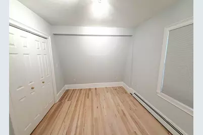 33 Brookings St, Medford, MA 02155 - Photo 8