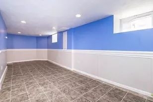 33 Brookings St, Medford, MA 02155 - Photo 14