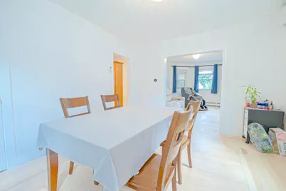 33 Brookings St, Medford, MA 02155 - Photo 4