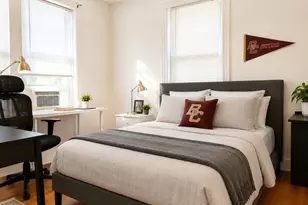 39 Mt Hood Rd, Boston, MA 02135 - Photo 2