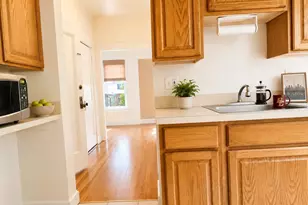 39 Mt Hood Rd, Boston, MA 02135 - Photo 6
