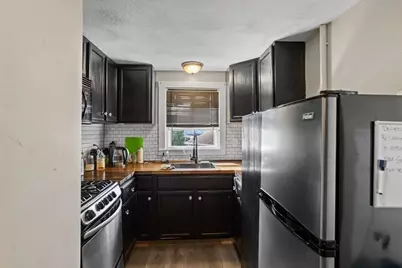 39 Myrtle St, Pawtucket, RI 02860 - Photo 16