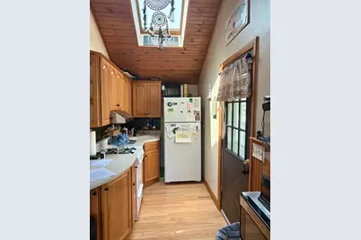 42 Crystal Lake Dr, Carver, MA 02330 - Photo 12