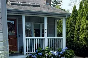 42 Crystal Lake Dr, Carver, MA 02330 - Photo 8