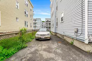 43 Wentworth St, Boston, MA 02124 - Photo 24