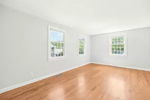 88 Jericho Rd, Weston, MA 02493 - Photo 12