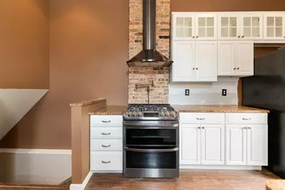 58 G St, Boston, MA 02127 - Photo 6