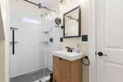 58 G St, Boston, MA 02127 - Photo 24
