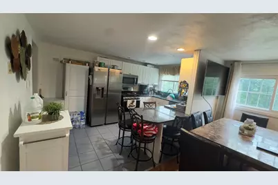 747 River St #2, Haverhill, MA 01832 - Photo 8