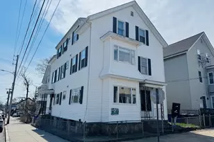 631 Walnut St, Fall River, MA 02720 - Photo 12