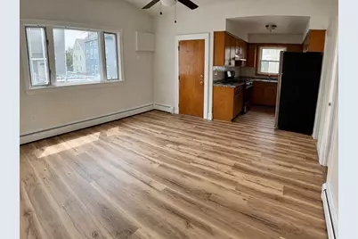 631 Walnut St #1, Fall River, MA 02720 - Photo 4