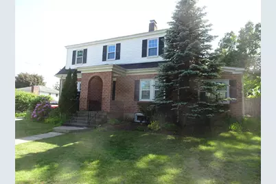 80 Center St, Burlington, MA 01803 - Photo 2